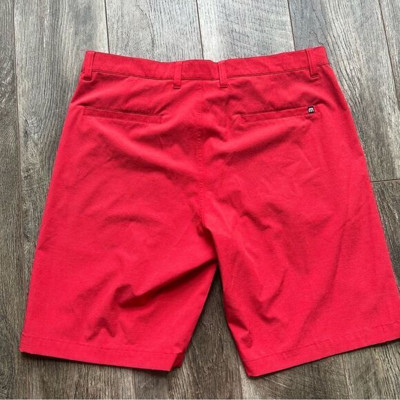 Travis Mathew Beck Shorts Performance Short Red Size 36 - Picture 7 of 8